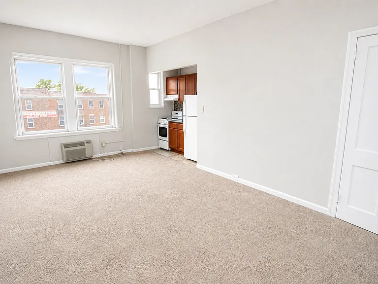 300 Melwood Ave — Photo 12