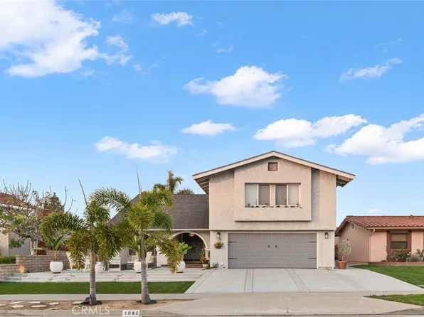 1082 Visalia Dr, Costa Mesa, CA 92626
