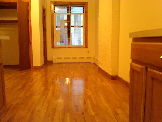 Rented by Elinor Taasa, LREB | media 8