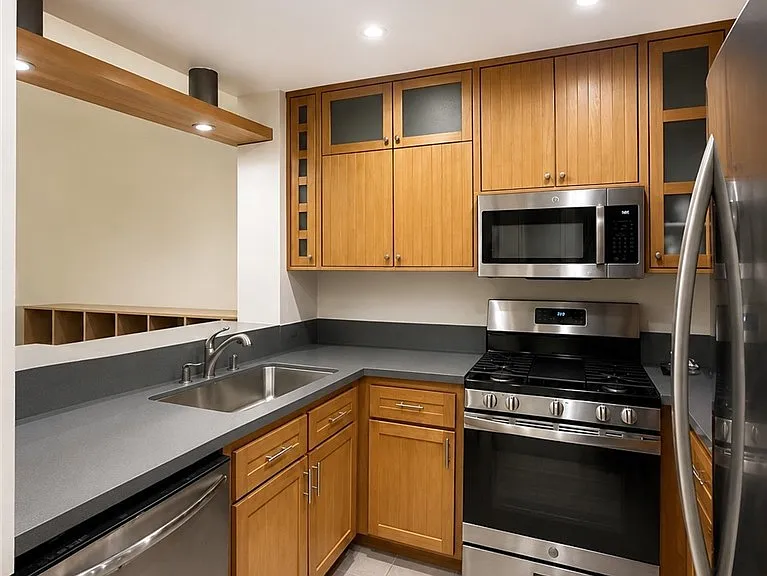 1441 Brett Pl — Photo 10