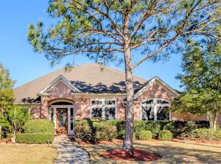 1175 Rustling Wind Ln, League City, TX 77573