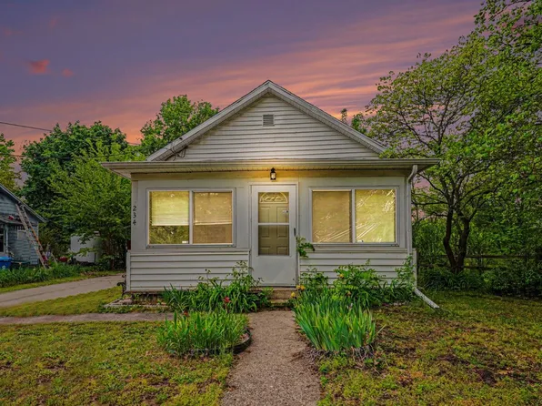 234 Kalamazoo St, Allegan, MI 49010