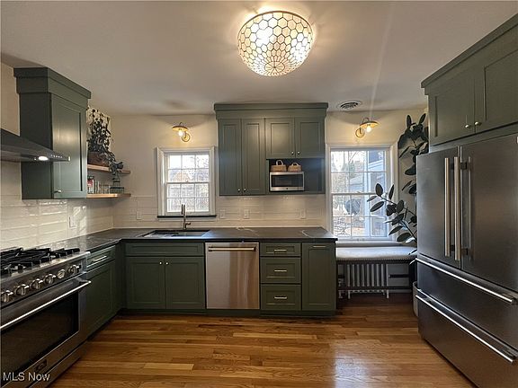 5th image of 2399 Edgerton Rd