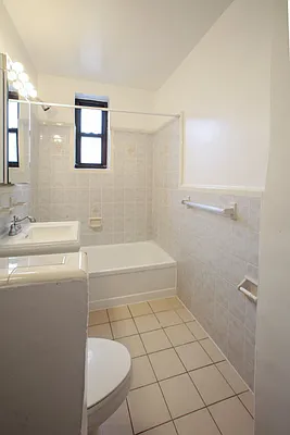 Rented by Stonehenge NYC LLC | media 136