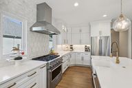 Knolls Way-S0610-027.jpg
