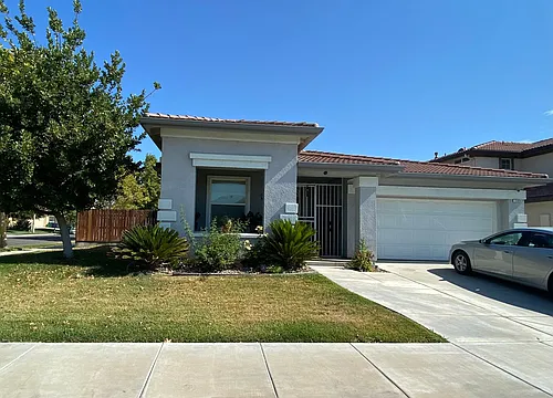 2306 N Rock Creek Dr Photo 1