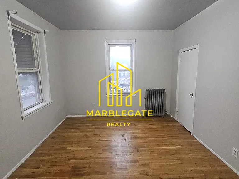 54 Hillside Ave #11 — Photo 16