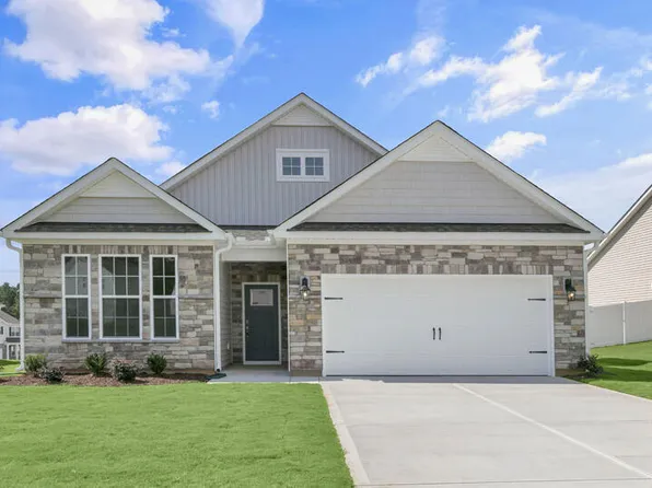 820 Fernwind Circle, Aberdeen, NC 28315