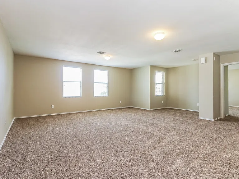 4013 Foxhound Ln — Photo 8