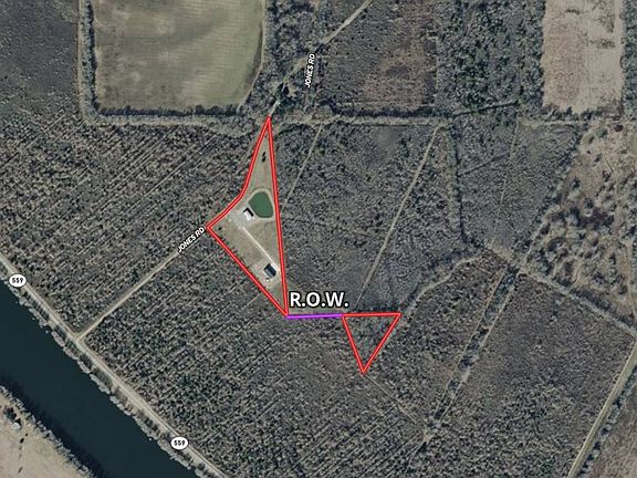 3rd image of 250 Jones Rd