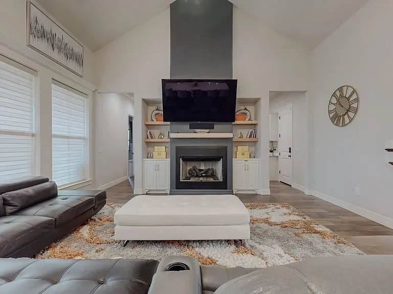 112 Pindo Palm Dr — Photo 16