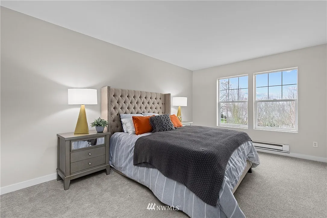 1 bed, 1800 sqft, $1,500 — Photo 1