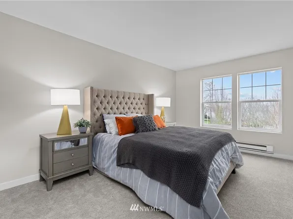 6837 Holly Park Dr S, Seattle, WA 98118