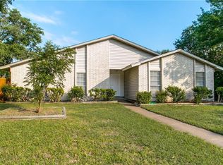 31 Merrie Cir, Richardson, TX 75081