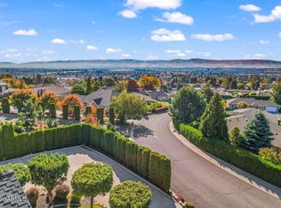 617 N 65th Ave, Yakima, WA 98908