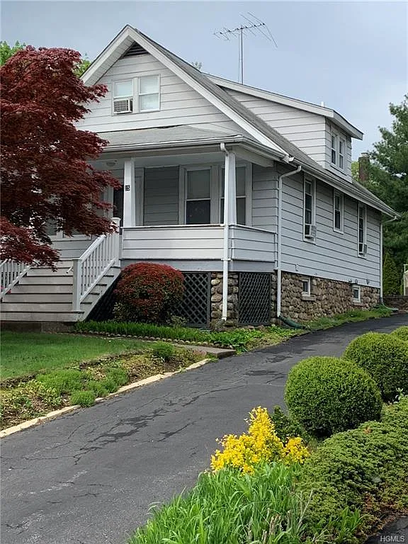 15 Mountainview Ave photo 1