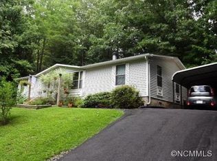 74 Deer Trl, Hendersonville, NC 28739