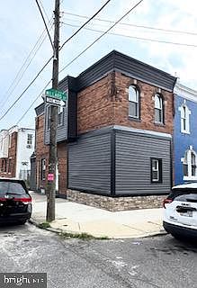 1st image of 528 E Willard St