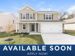 2537 Queen Bee Dr, Columbia, TN 38401