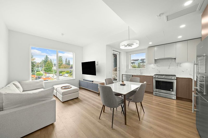 Coquitlam Apartment for rent - 2 Bedrooms — photo 6