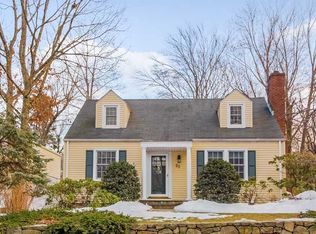 90 Linden Ave, Darien, CT 06820