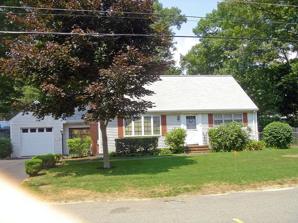 Elwyn Park 4 bdrm cape