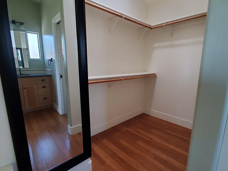 walk in closet
