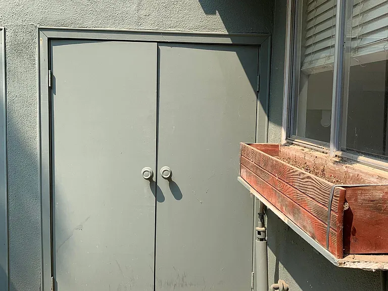 419 Alvarado Ave — Photo 15