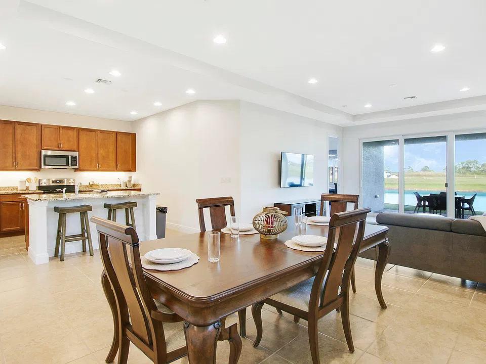 26156 SW Viterbo Way