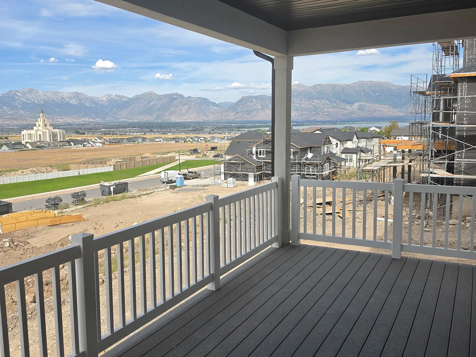 4 bed, 3.5 bath, 3500 sqft, $3,400 — Photo 4