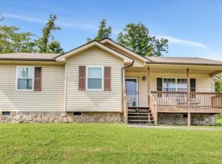 8218 Bill Reed Rd, Ooltewah, TN 37363