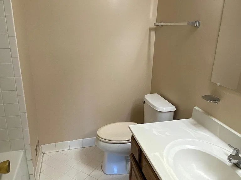 12339 Sandy Point Ct — Photo 13