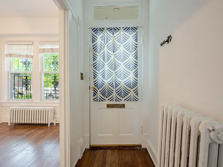 763 Girard St NW — Photo 7