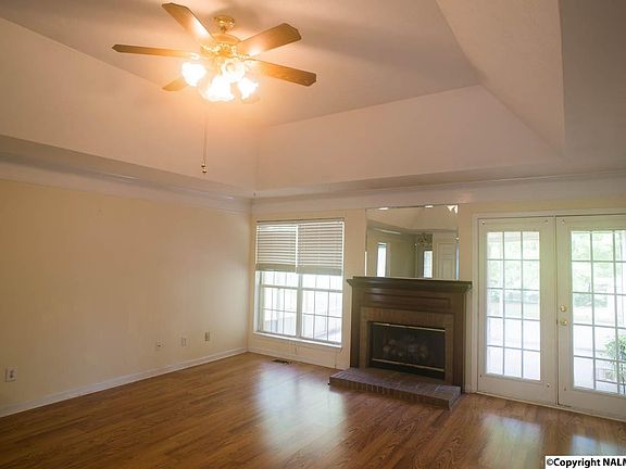4th image of 106 Brenna Ln N