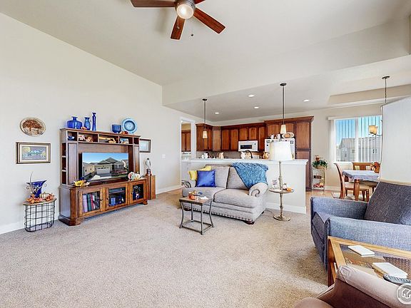 5th image of 3321 Corvina Ct