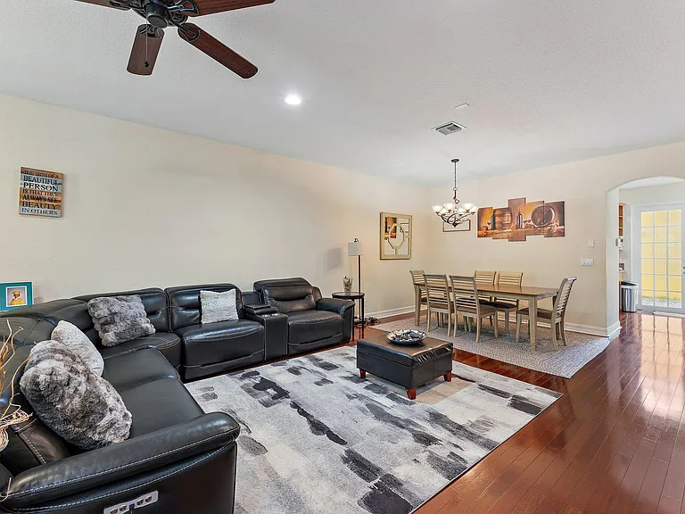150 Lismore Ln — Photo 16