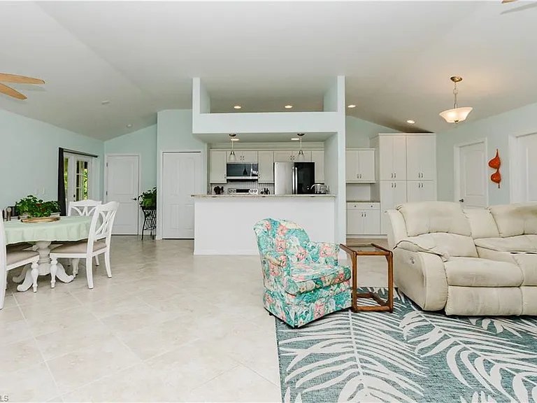 11693 Oakland Dr — Photo 12