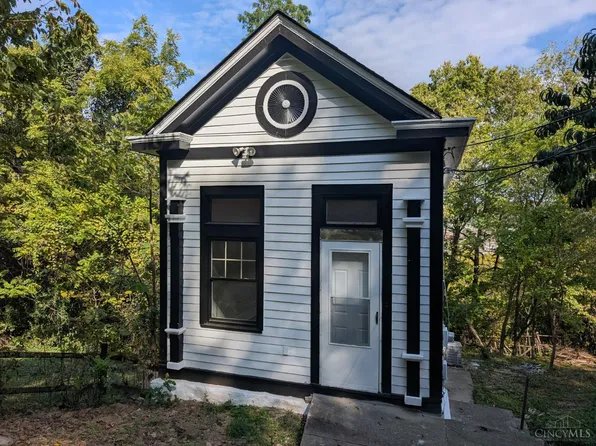 2564 Linden St, Cincinnati, OH 45225