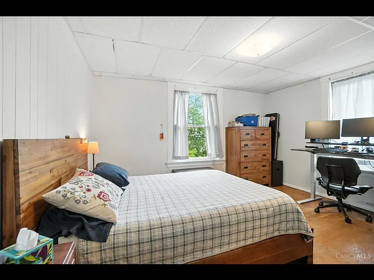 4002 Floral Ave #4002 — Photo 16