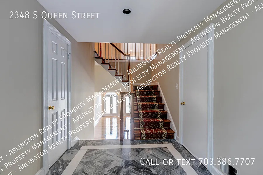Beautiful 2 bedroom Townhouse in Pentagon City! — Photo 4