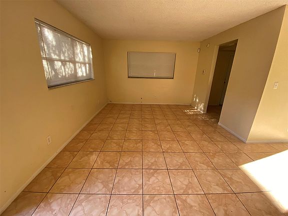 5th image of 7625 SW 10th Street
