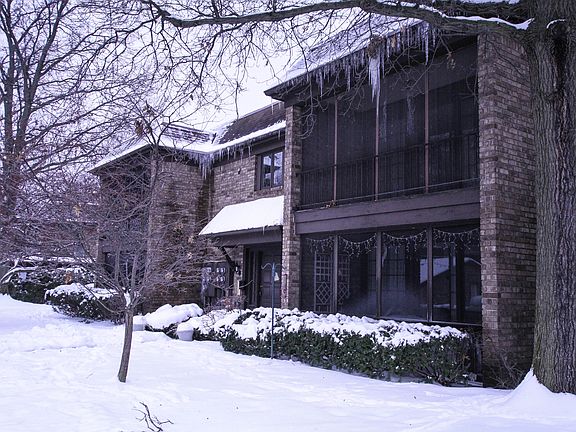 5th image of 6536 Woodhall Dr