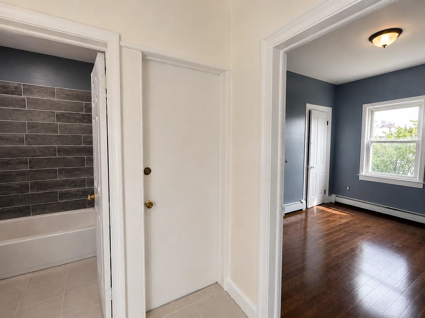 2 bed, $1,950 — Photo 4