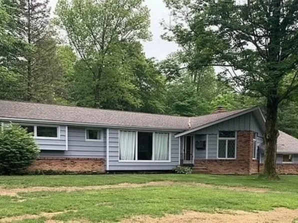 12963 Lynn Dr, Chesterland, OH 44026