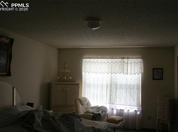 4th image of 6650 Sproul Ln