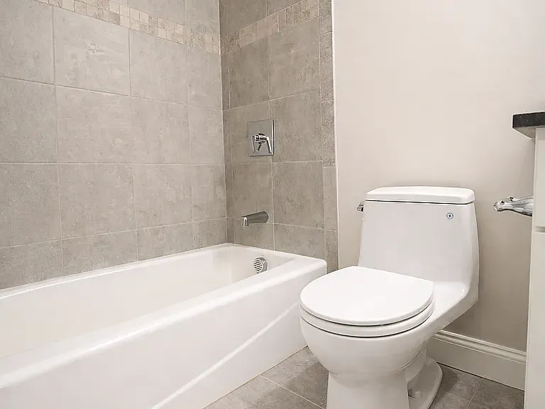 23 Roberts St #3B — Photo 14