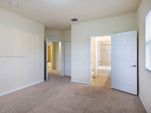 3rd image of 8760 NW 97th Ave APT 213