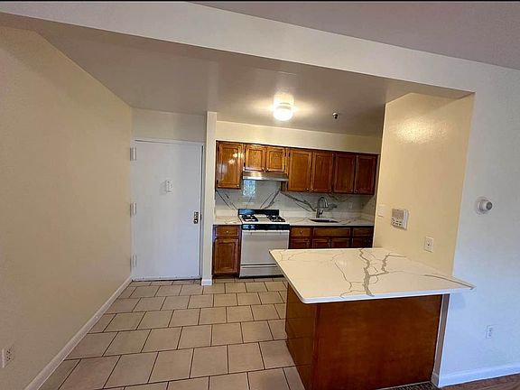 5th image of 37-11 B Way #2A