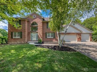 9711 Glenfield Ct, Centerville, OH 45458
