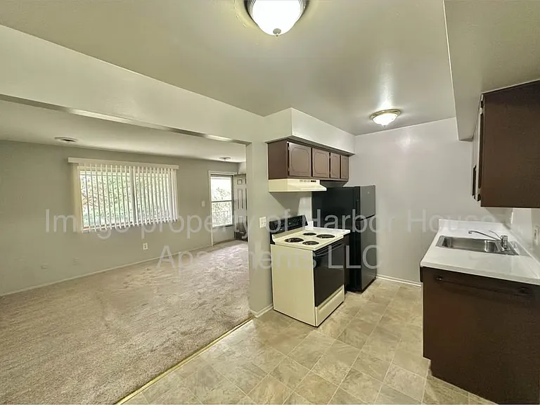 22617 E Twelve Mile Rd #617 — Photo 1